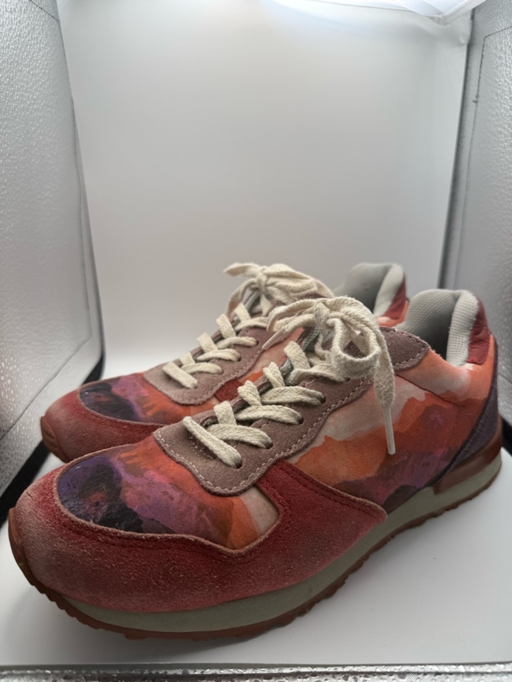 Inkkas Andes Jogger Sneaker Shoe Colorful Southwestern Scenery Red Orange W9